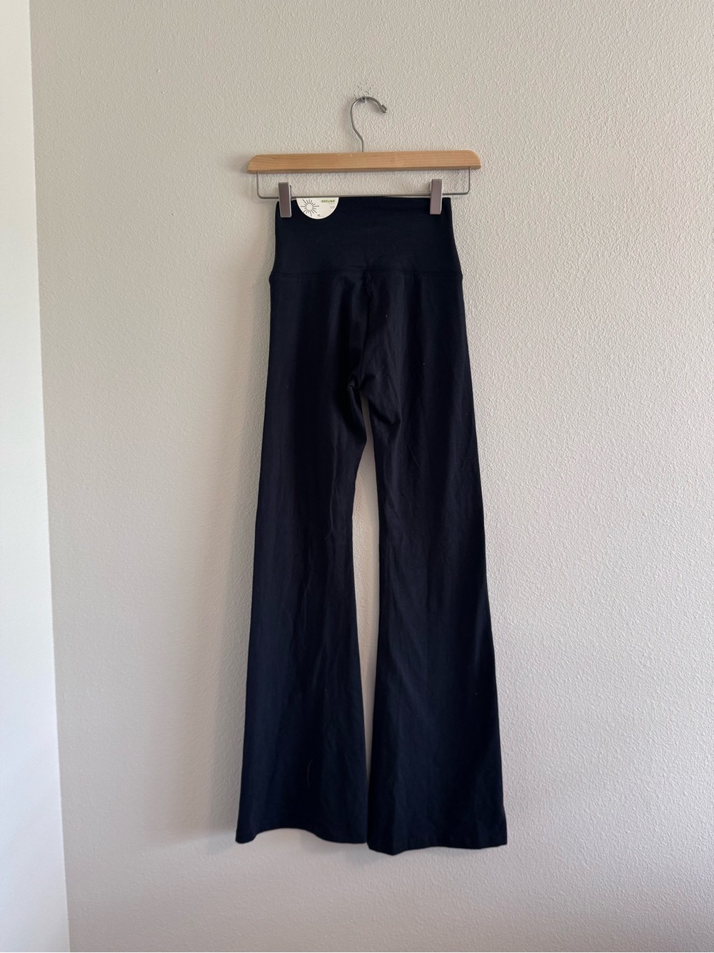 NWT Aerie High-Waist Black Flare Pants - Picture 3 of 3